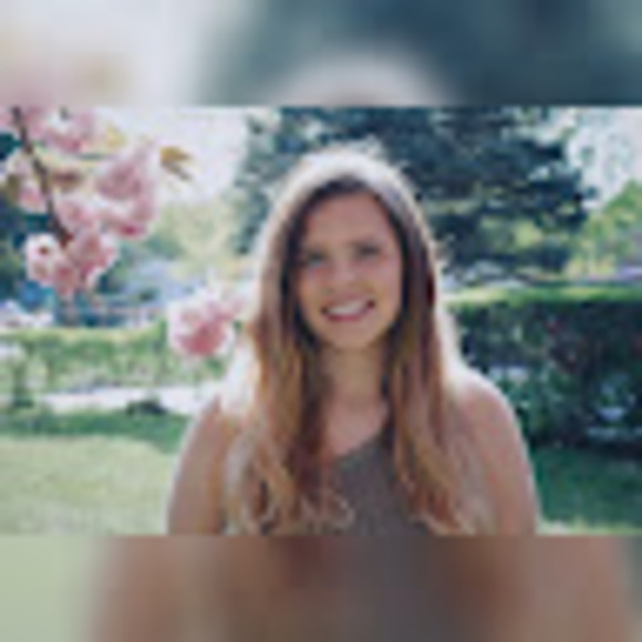 Meet your Posher, Shawna - Picture 1 of 1